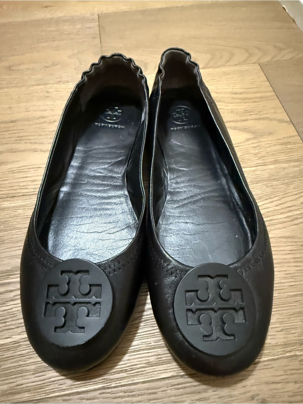 Tory Burch Black Leather Logo Ballet Flats